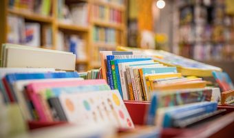 books-5211309_1280